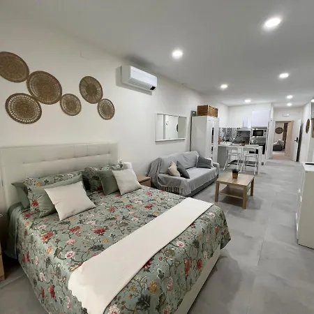 Centro Estudio Trinidad 3 Malaga