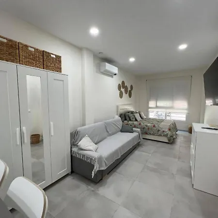 Centro Estudio Trinidad 3 Malaga